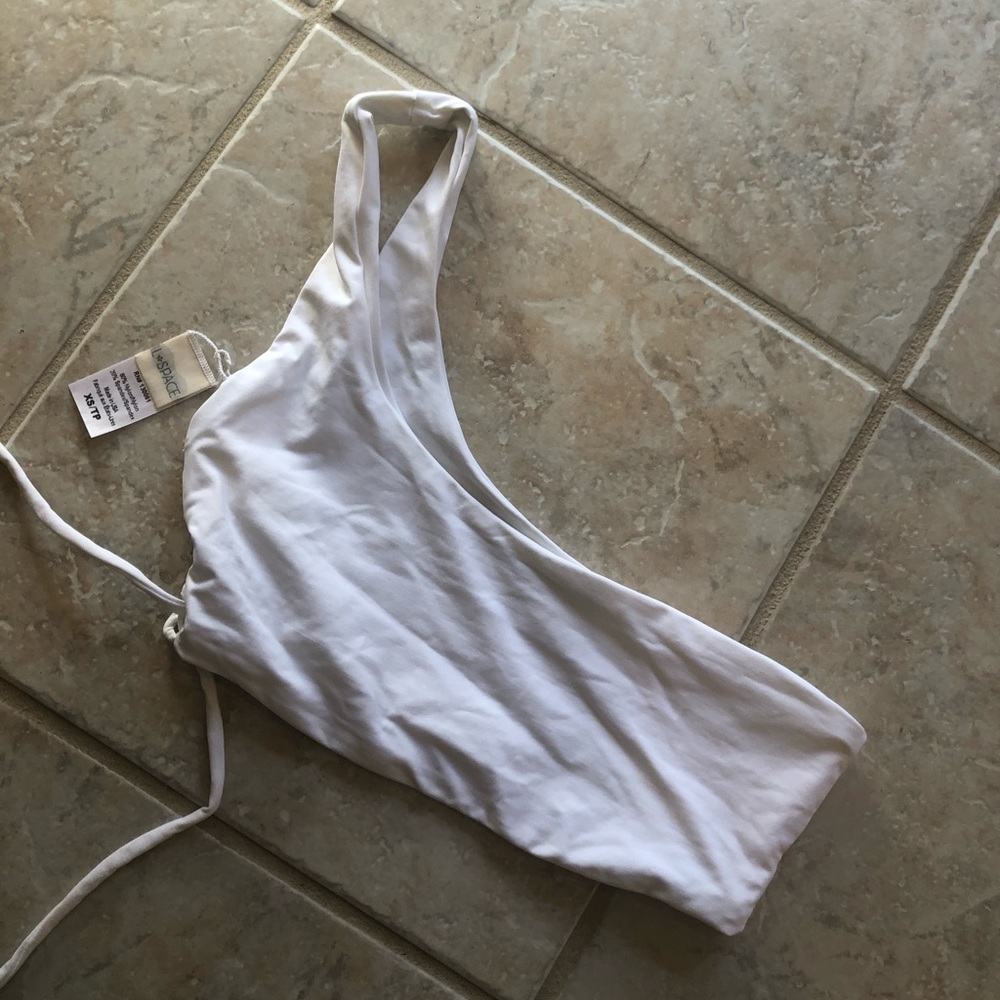 L space bikini top